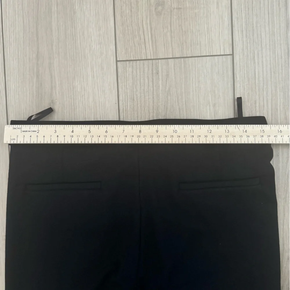 AMANDA & CHELSEA Black Cropped Ankle Pant - 14 - Picture 6 of 6